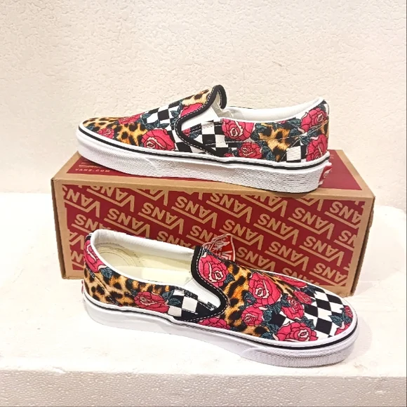 Vans - Picture 2 of 4